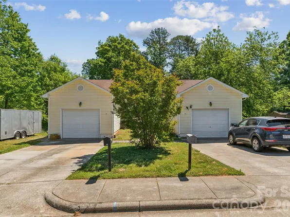 329 W McNeely Ave, Mooresville, NC 28115