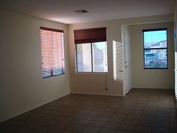 5th image of 708 Roberta Alecia Ave