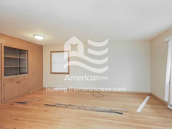 1507_003_wm_-_living_room_12886486.jpg