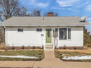 930 Columbus Dr, Aliquippa, PA 15001