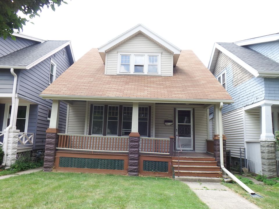 1st image of 1539 S 81st St