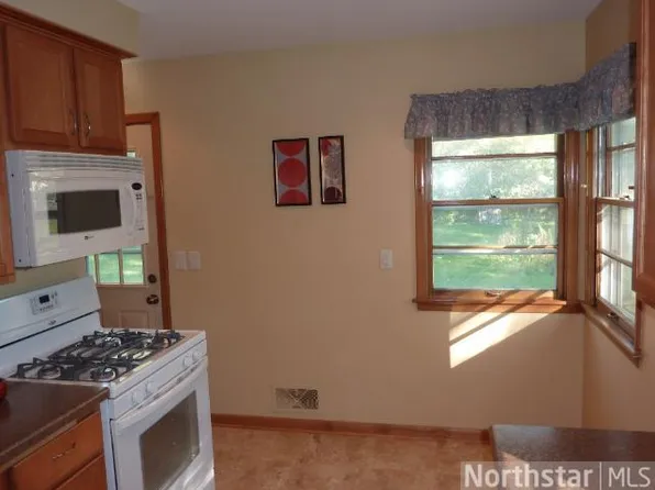 3201 Blackstone Ave S, Saint Louis Park, MN 55416