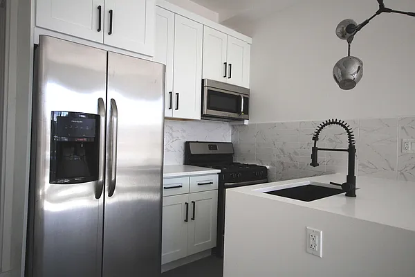 Rented by Rental Solutions Inc | media 2