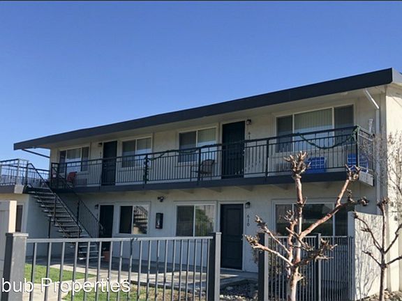 2nd image of 616 Iris Dr