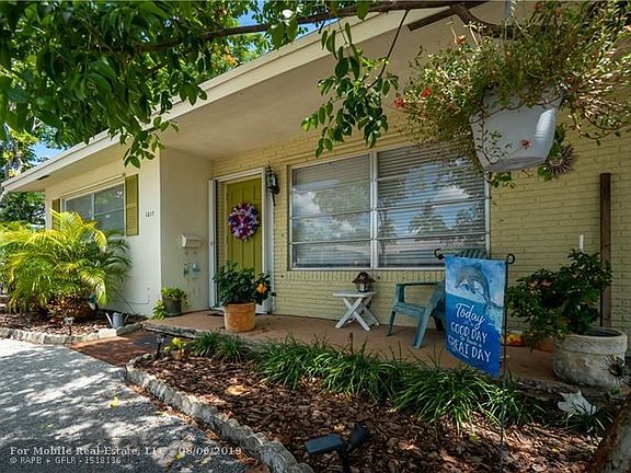 2nd image of 1215 Citrus Isle