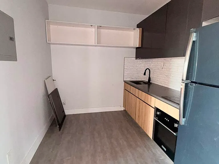 2441 Dean St #4 — Photo 8