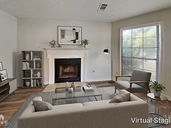 2nd image of 4832 Wyndam Dr