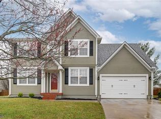 2408 SW Stone Bridge Cir, Lees Summit, MO 64082