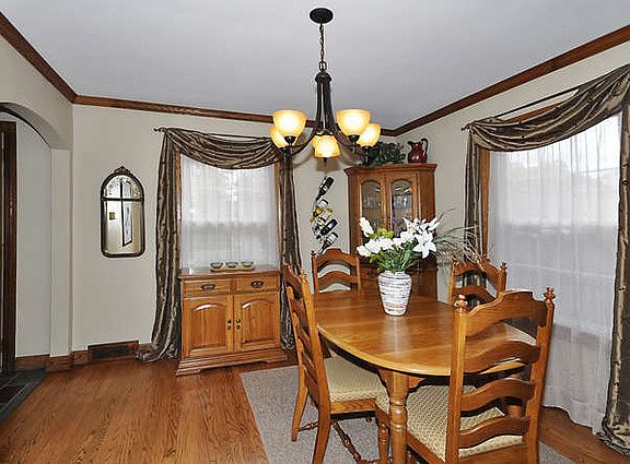 5th image of 1612 N 77th Ct