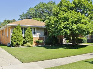 17515 Bernadine St, Lansing, IL 60438