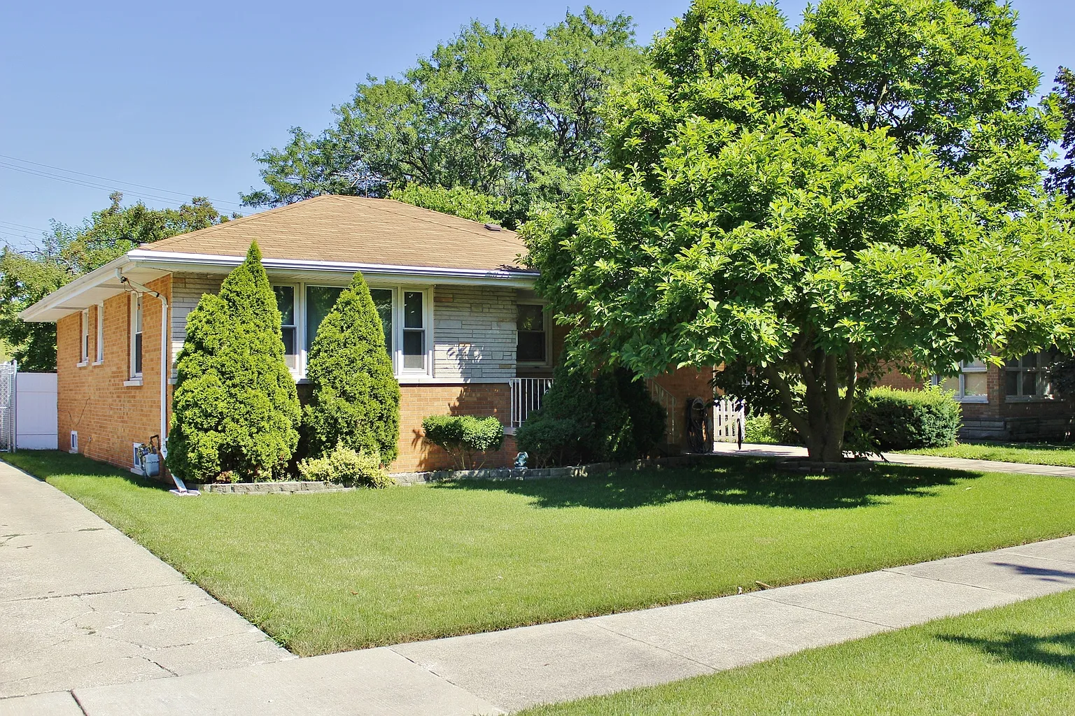 17515 Bernadine St photo 1