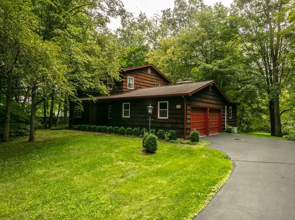 15 Deer Run, Big Flats, NY 14814