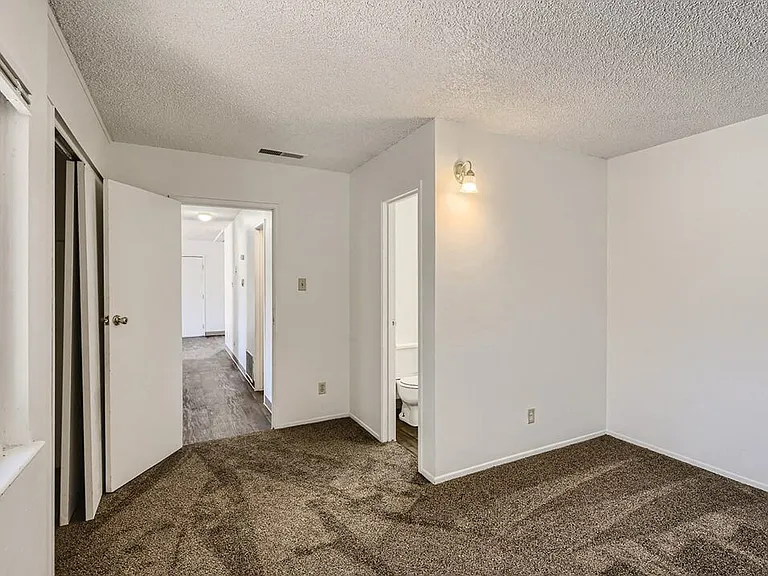 1, 2, 3, and 4 Bedroom Floorplans!