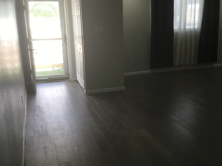 3909 Redwood Ln — Photo 17