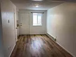 351 N Chambers Pl — Photo 3