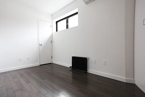 Rented by Metropolitan Property Group | media 10