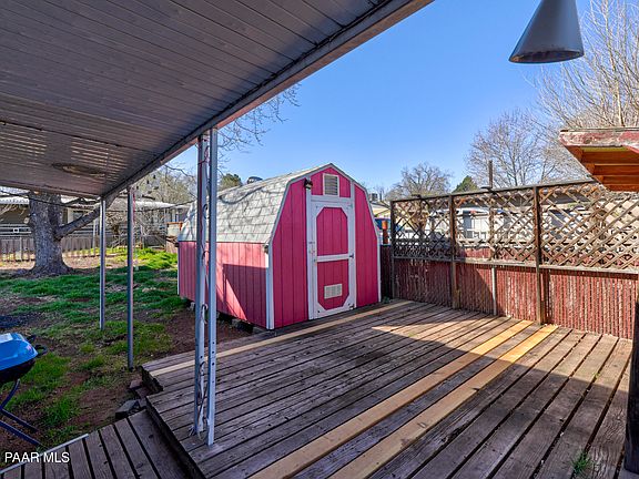 4th image of 3190 Willow Dr