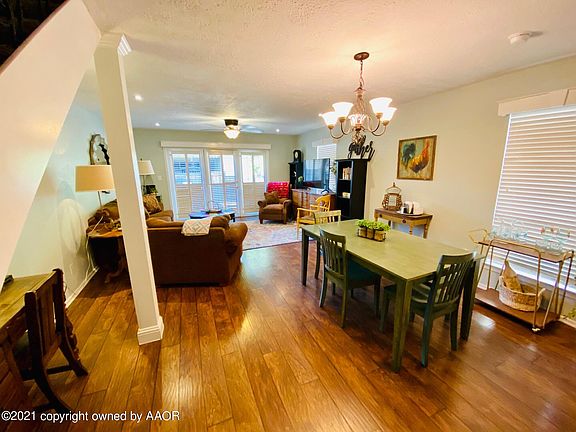 3rd image of 3216 Villa Pl