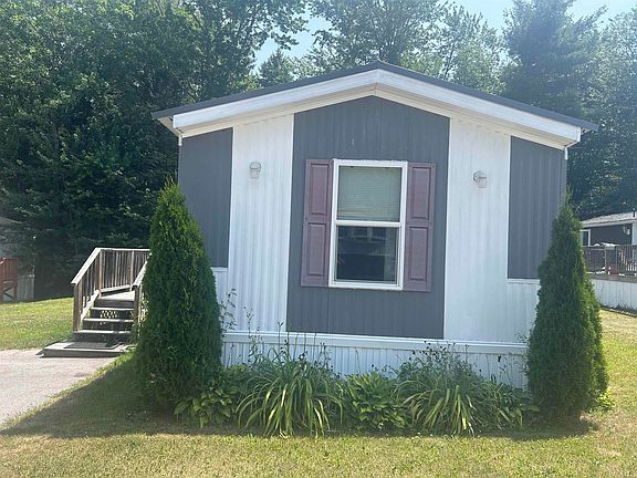 2nd image of 76 Crystal Springs Way
