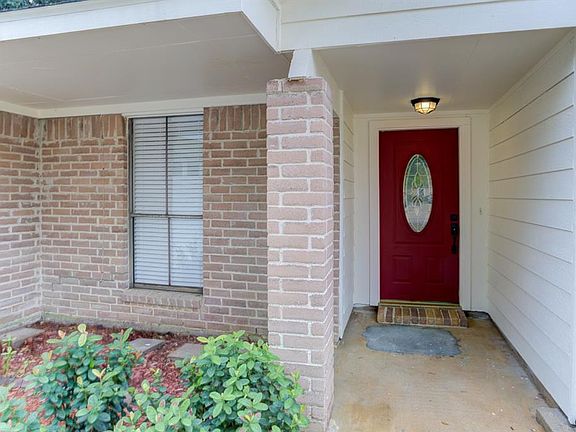 2nd image of 17519 Sundrop Ln