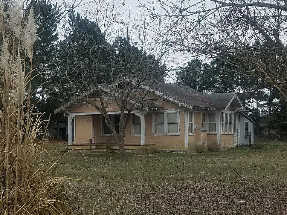 Charming farmhouse