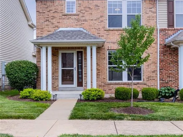 3148 Flatboat Sta, Saint Charles, MO 63301