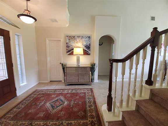 4th image of 21627 Grand Hollow Ln