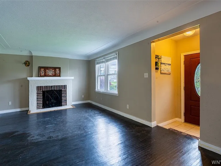 845 Cleveland Dr — Photo 5