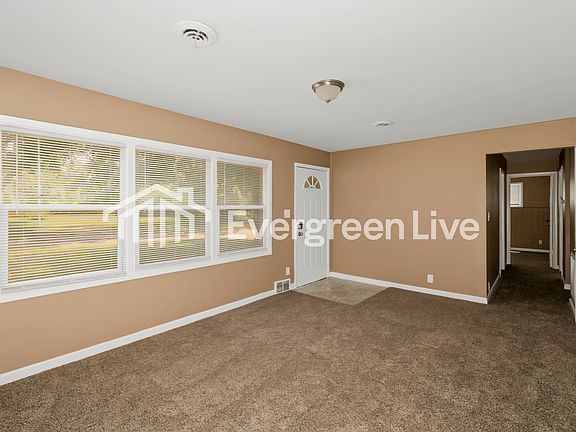 4th image of 11428 Palmer Ave