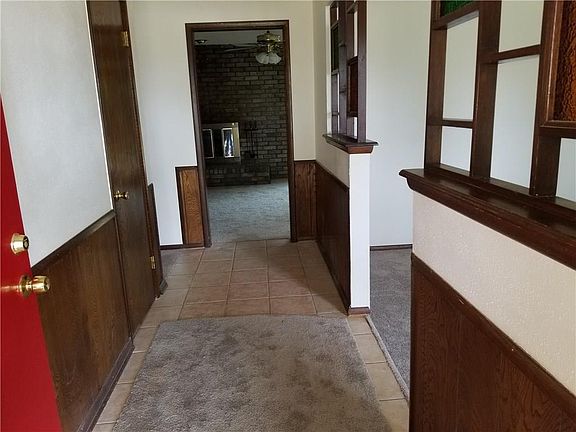 5th image of 3245 N Shannon Ave