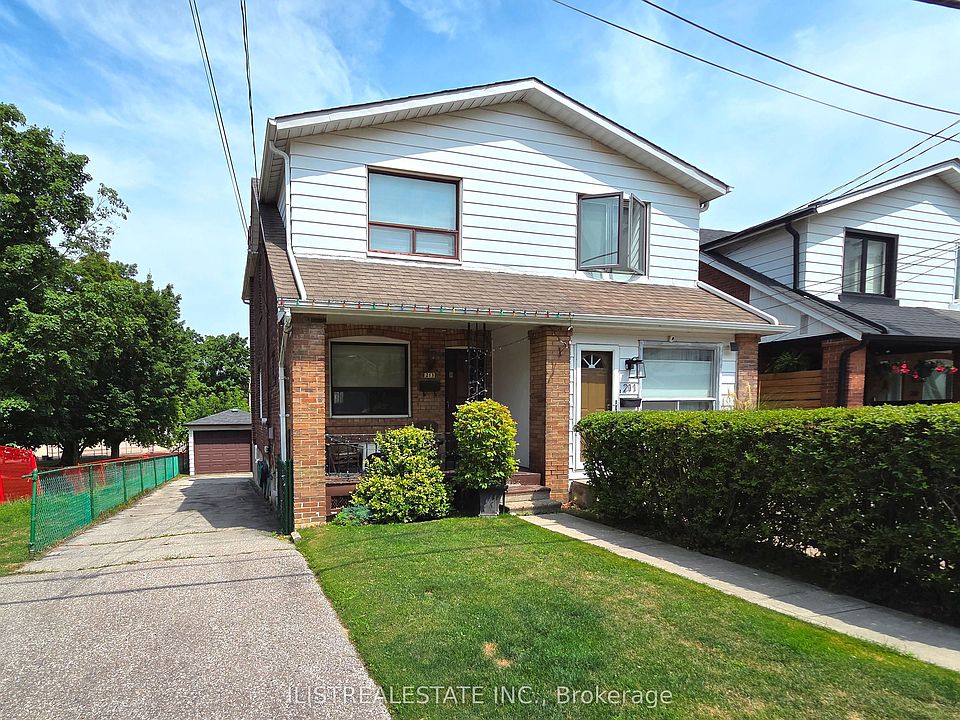 1st image of 213 Blantyre Ave