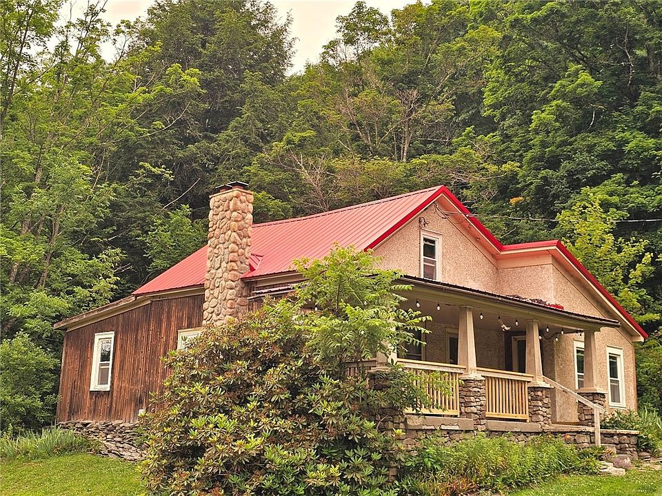1st image of 6243 Charlotte Creek Rd