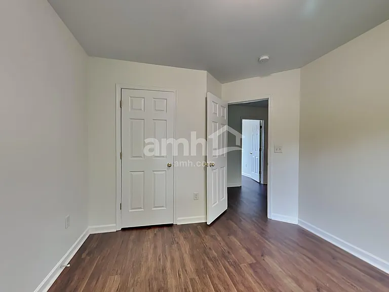5 Natalie Ct — Photo 20