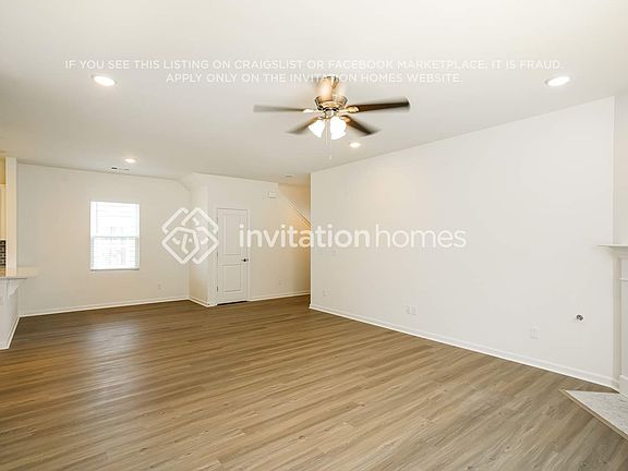 4th image of 445 Brook Ave