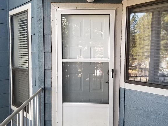 3rd image of 2700 S White Mountain Rd APT 1007