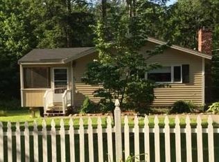 46 New London Dr, Center Barnstead, NH 03225