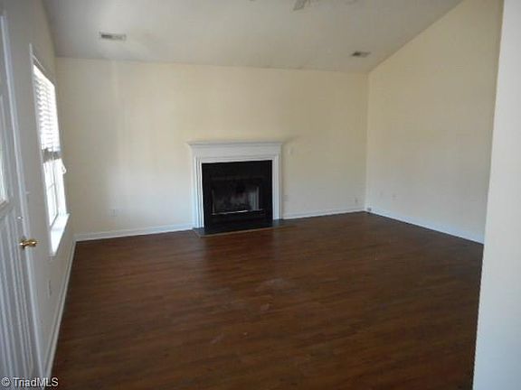 2nd image of 1704 Traywick Ct