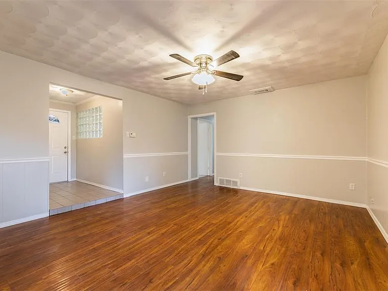 3621 Pleasant Run Rd — Photo 6