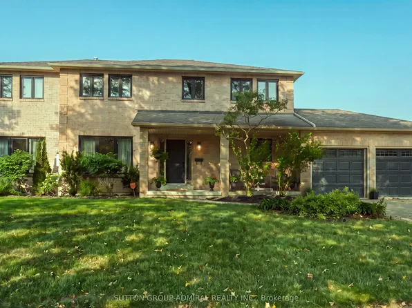 90 Brillinger St, Richmond Hill, ON L4C 8Y3