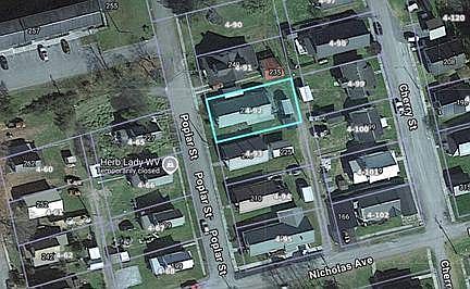 2nd image of 228 Poplar St