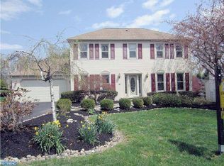 38 Stardust Dr, Holland, PA 18966