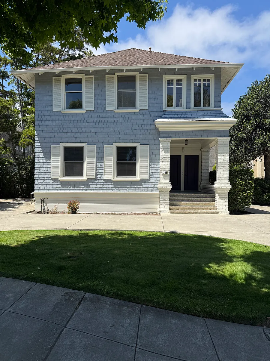 1236 Bellevue - Front entrance - 1236 Bellevue Ave #1