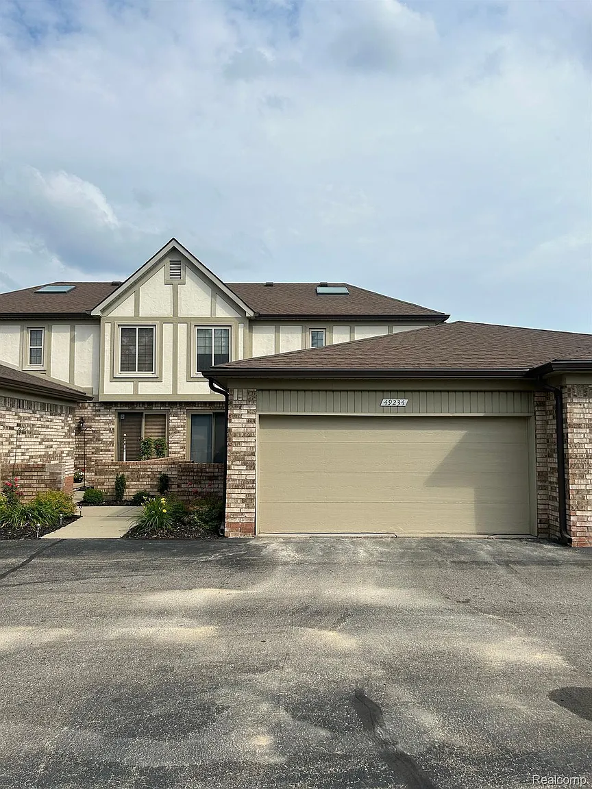 49234 Alma Ct photo 1