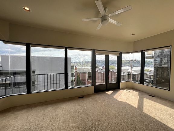 4th image of 2031 Waverly Pl N APT 3