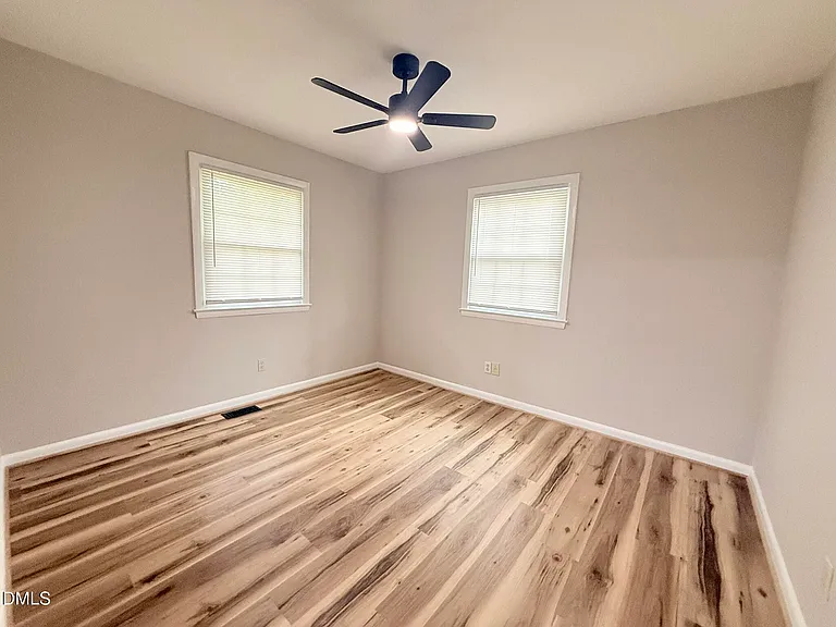 2705 Glascock St — Photo 12