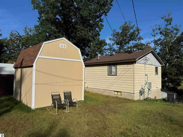 2117 Evergreen Trl, Prescott, MI 48756