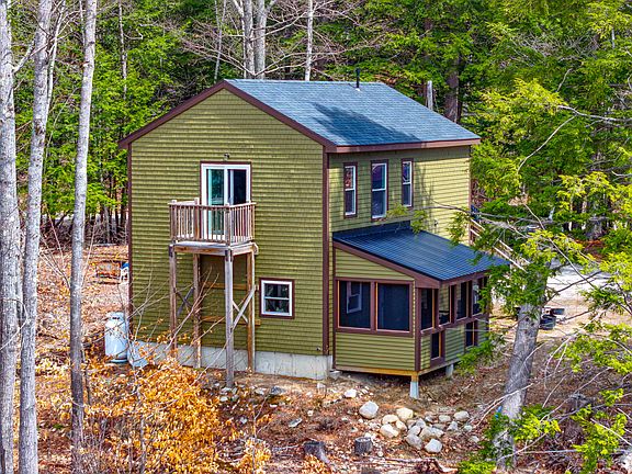 2nd image of 190 Deer Hill Road