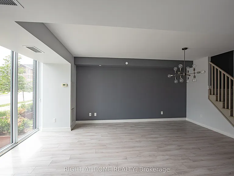 118 Varna Dr #101 — Photo 5