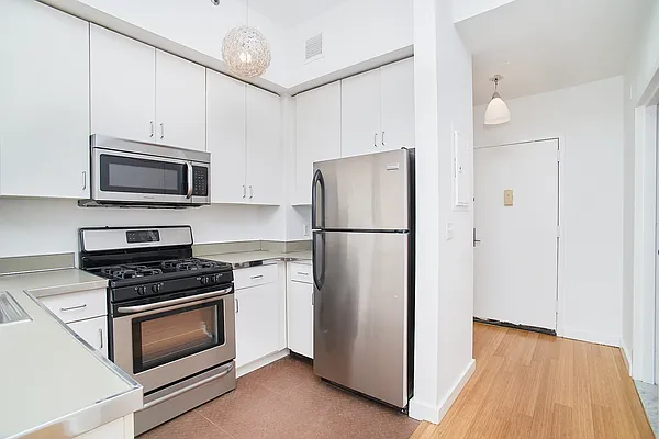 Rented by Living New York | media 17