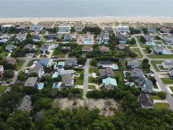 312 Sturgeon Ln, Virginia Beach, VA 23456